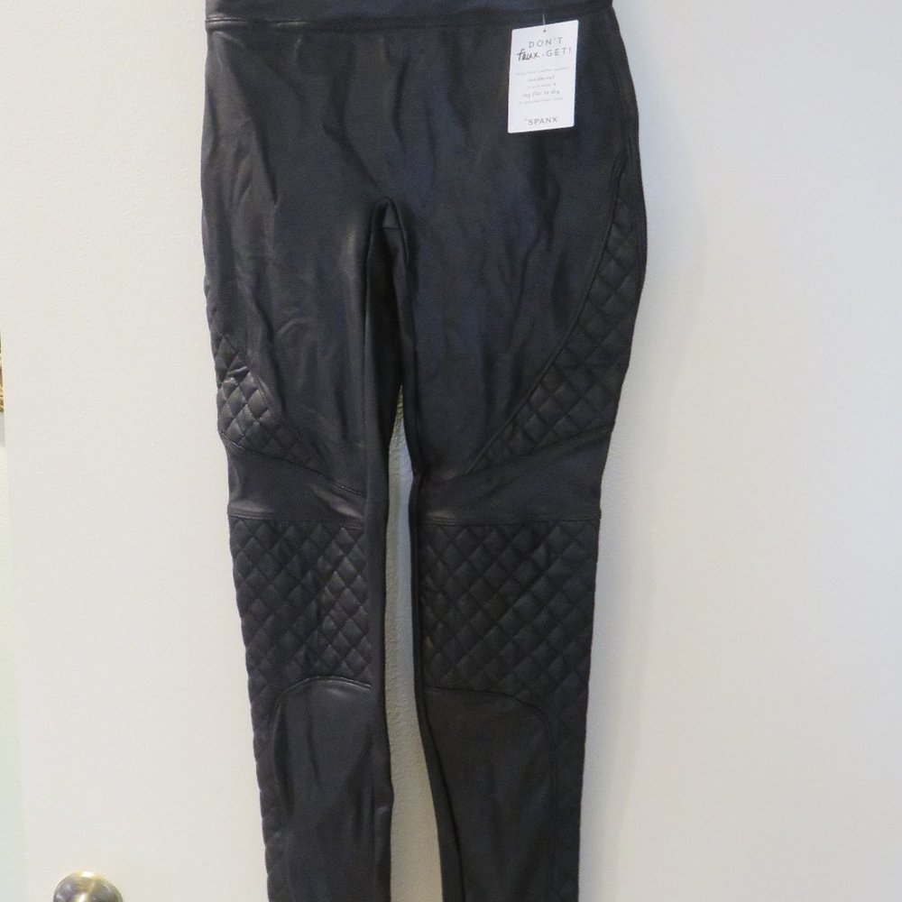 NWT SPANX QUILTED FAUX LEATHER VERY BLACK LEGGINGS
